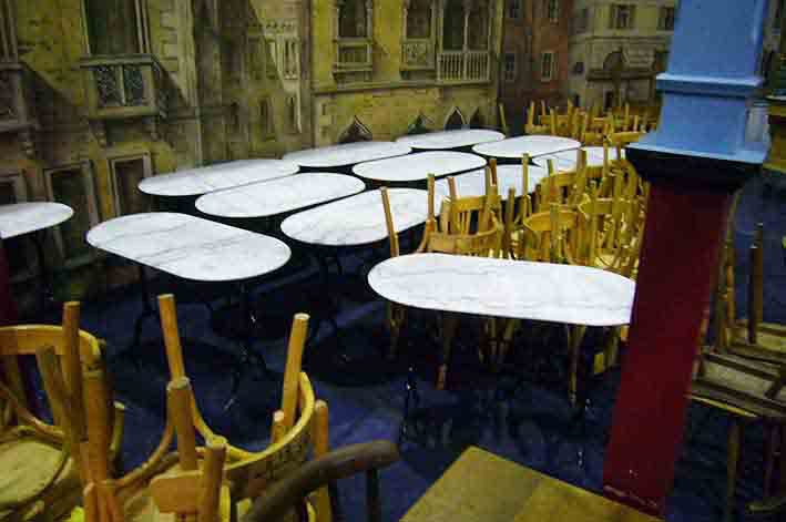 Tische & Stühle (12)