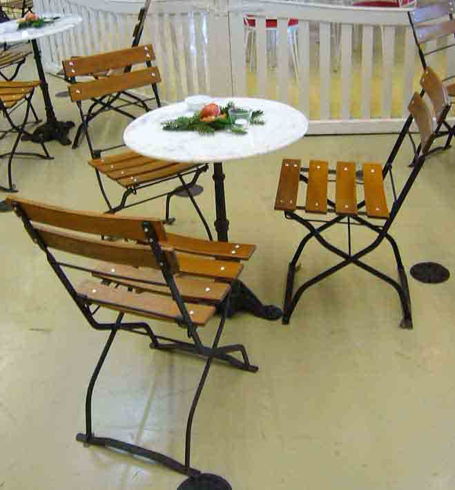 Tische & Stühle (31)