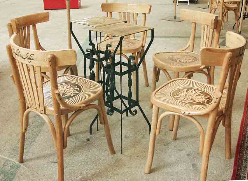 Tische & Stühle (37)